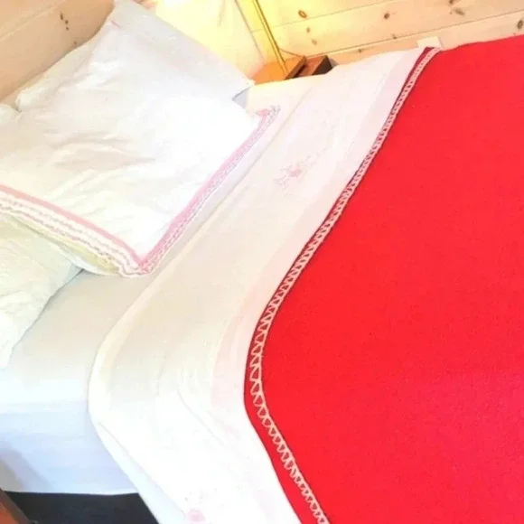 Vintage Bedspread DBL or Queen option - Picture 8 of 12